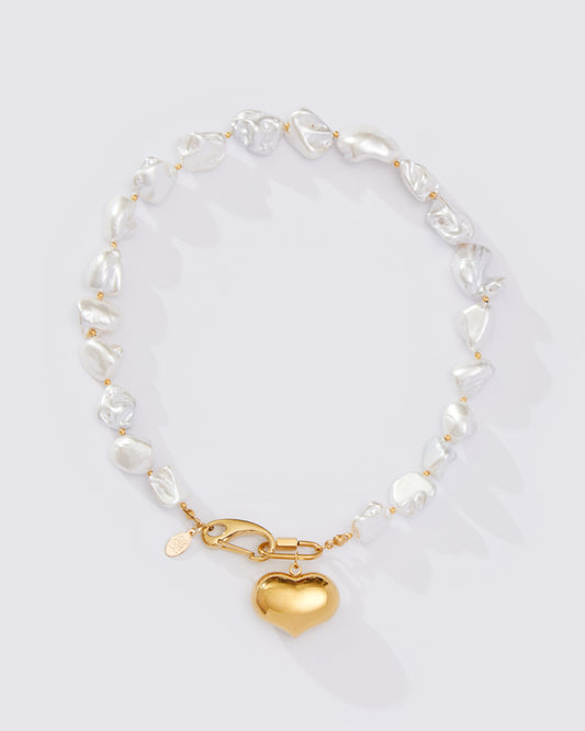 PEARL CHUNKY HEART NECKLACE