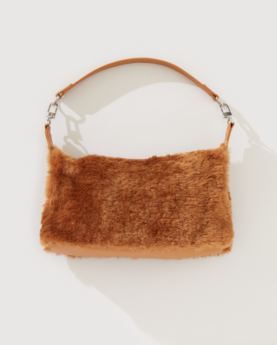 Cici faux fur hotsell shoulder bag