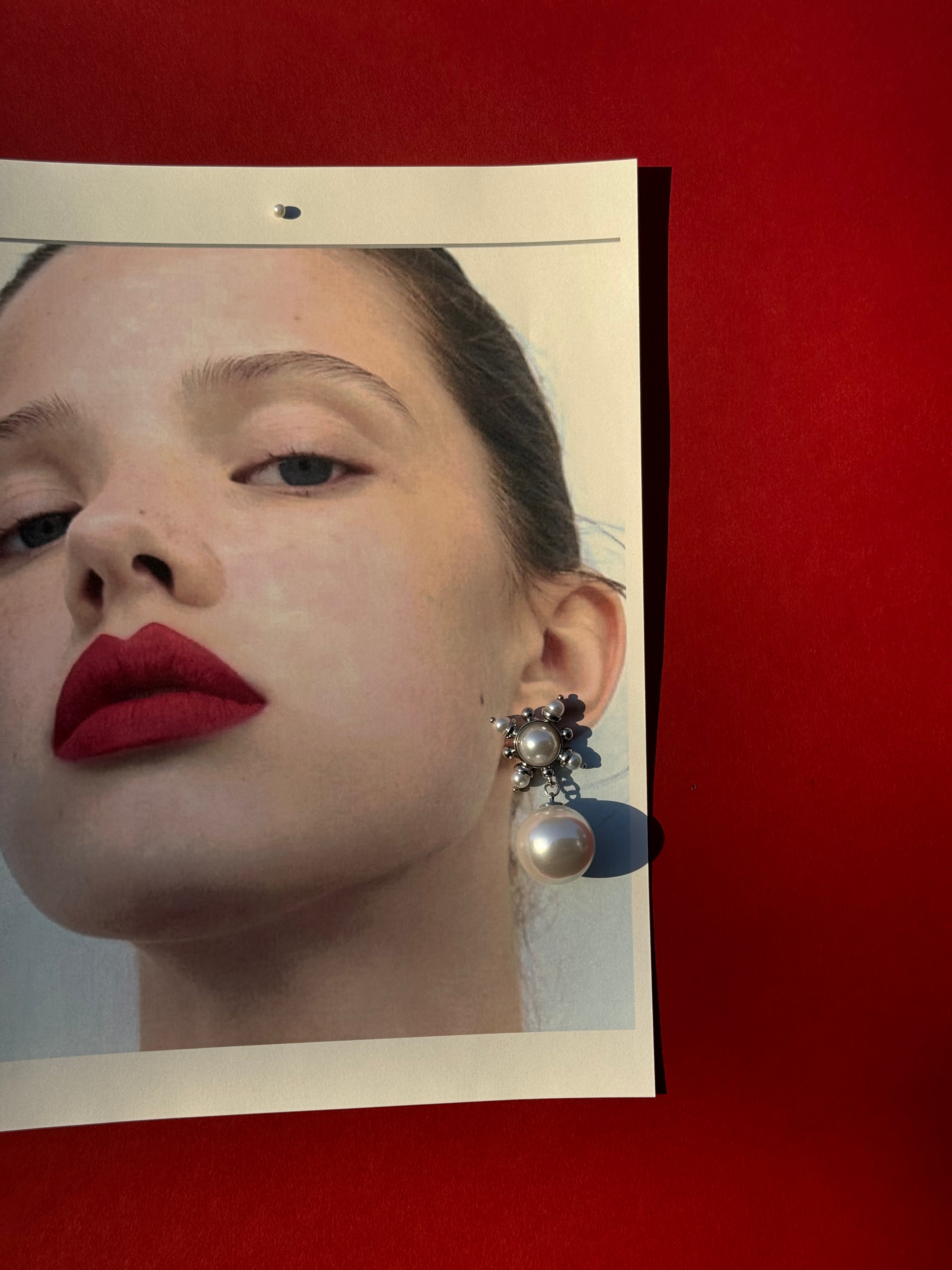 PEARL DROP EARRING