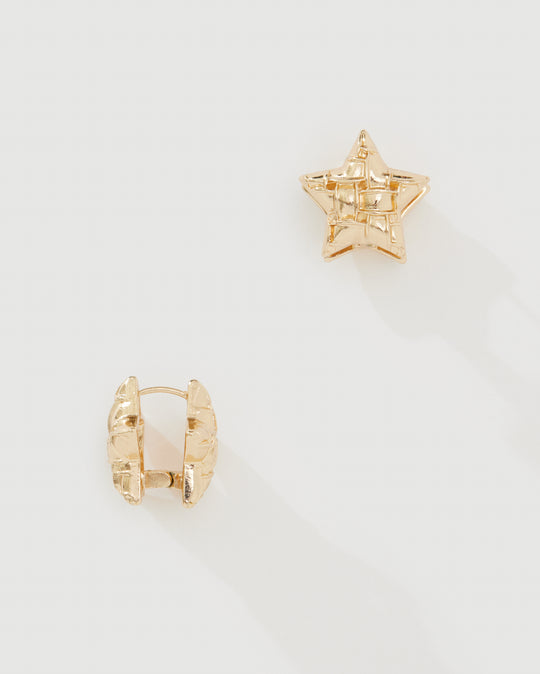 Twinkle Twinkle gold star stud earrings