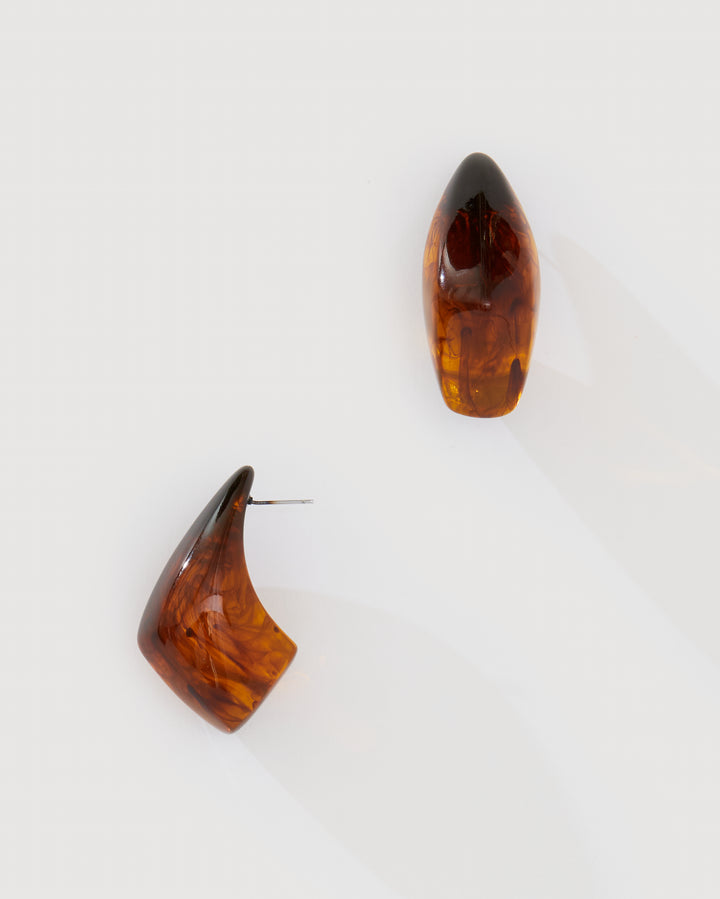 ENORMÉ DROP EARRING
