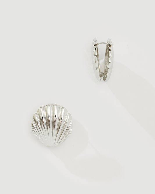 SHELL EARRING