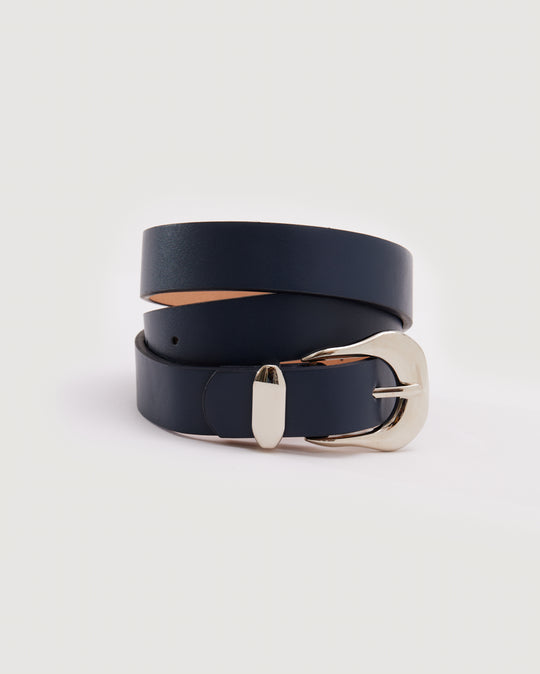 Everyday Belt in Navy – nappa vegan leather buckle belt