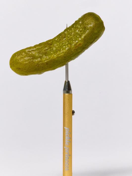 GGS X 8OR PICKLE PRINCESS PICKER