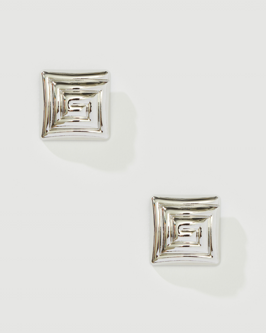 SQUARE STUD
