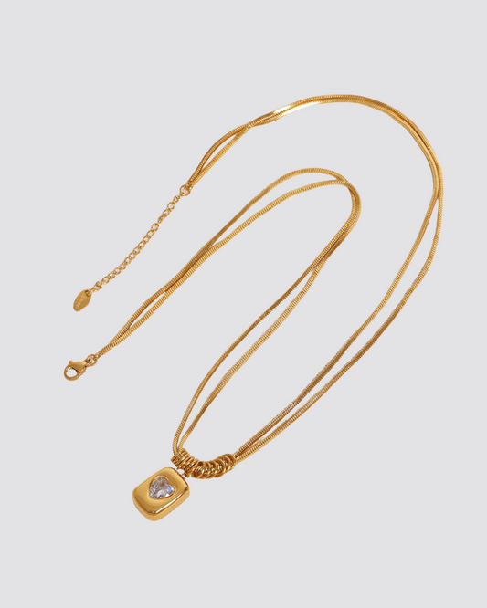 CHLOE PENDANT