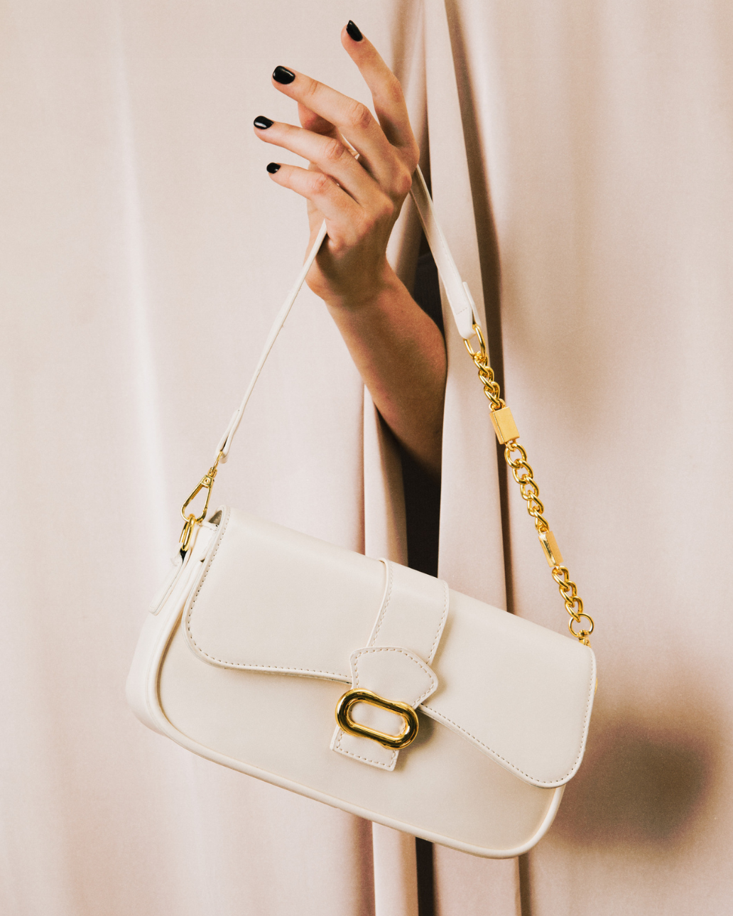 Chain Strap Shoulder Bag Beige