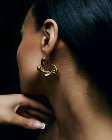 TEARDROP SWIRL EARRING