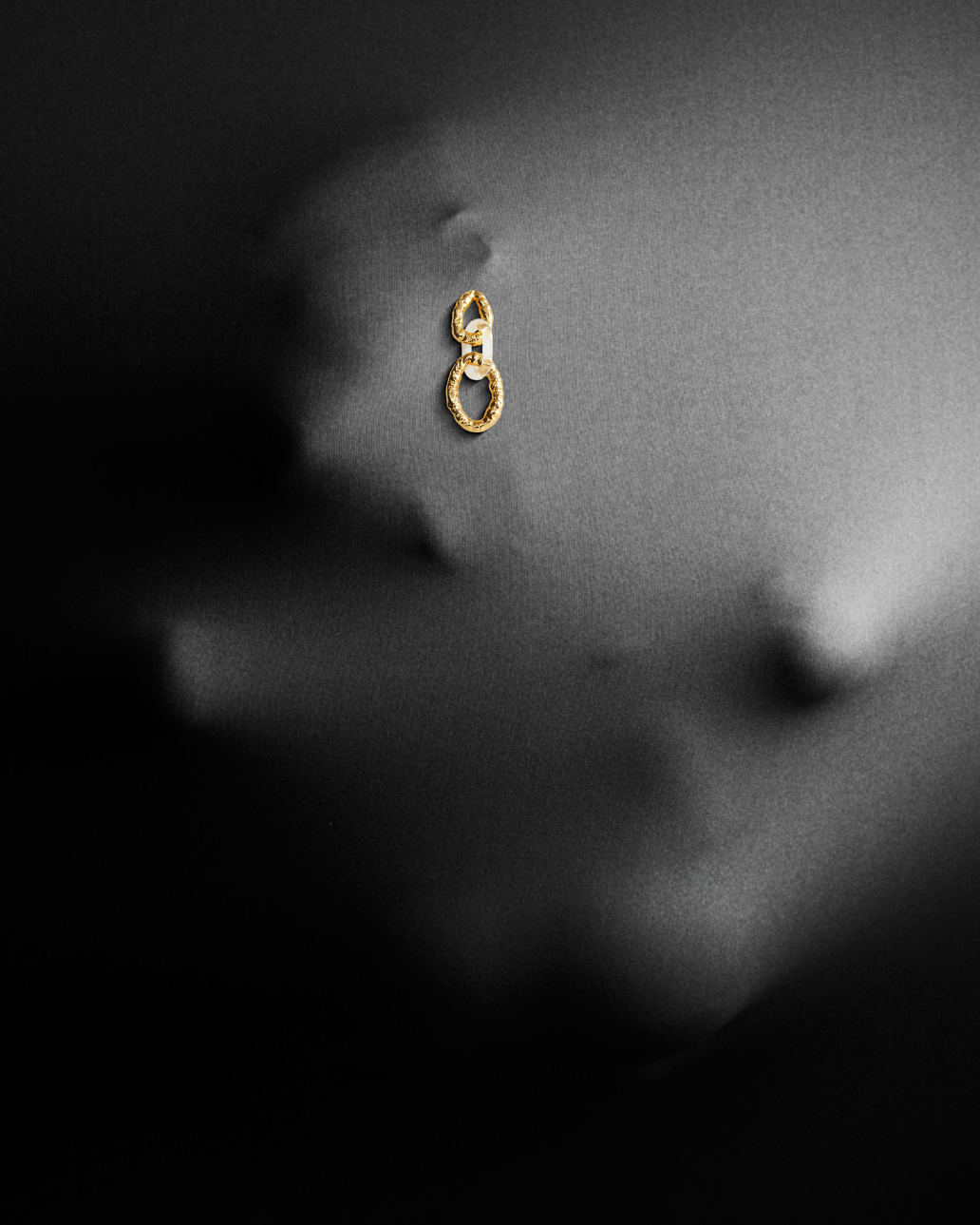 BURIED TREASURE EARRING