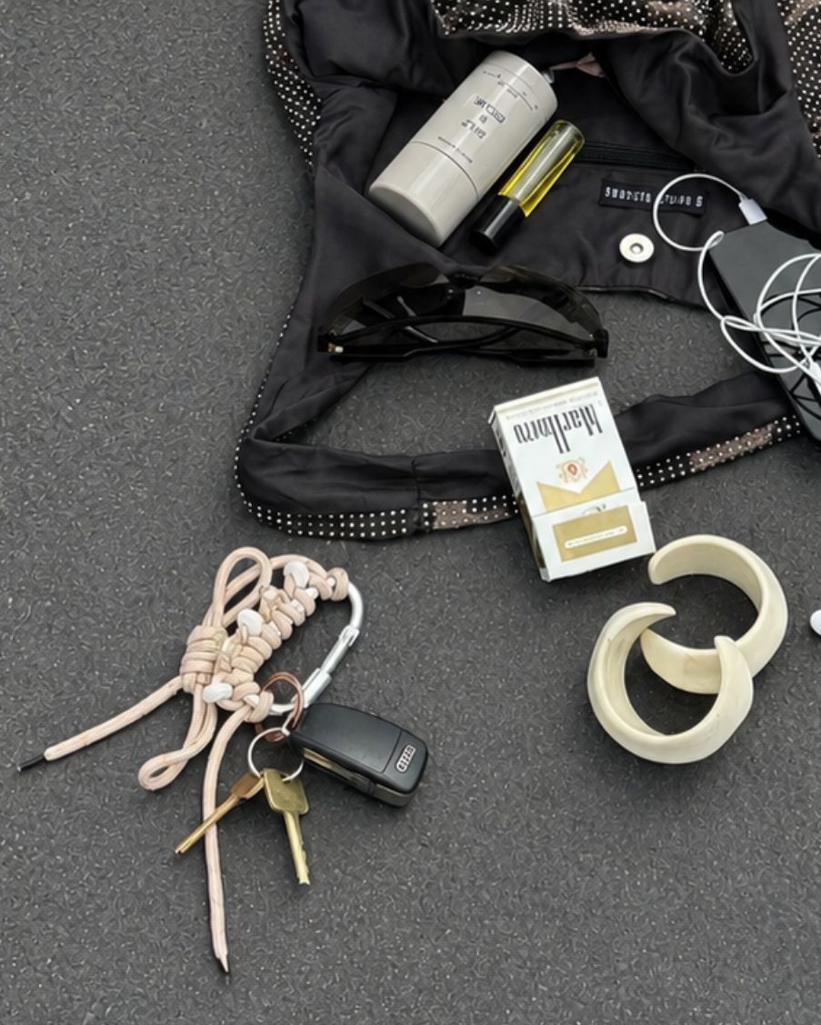 CARABINER KEYCHAIN
