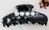 PEARL CLAW CLIP