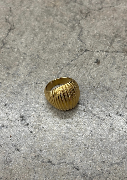 RIGGED RING