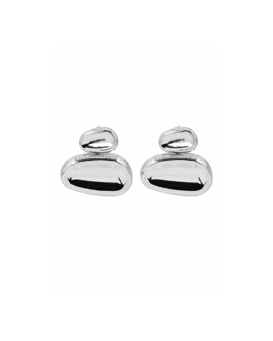 Pluto Stud – petite minimalist stud earring